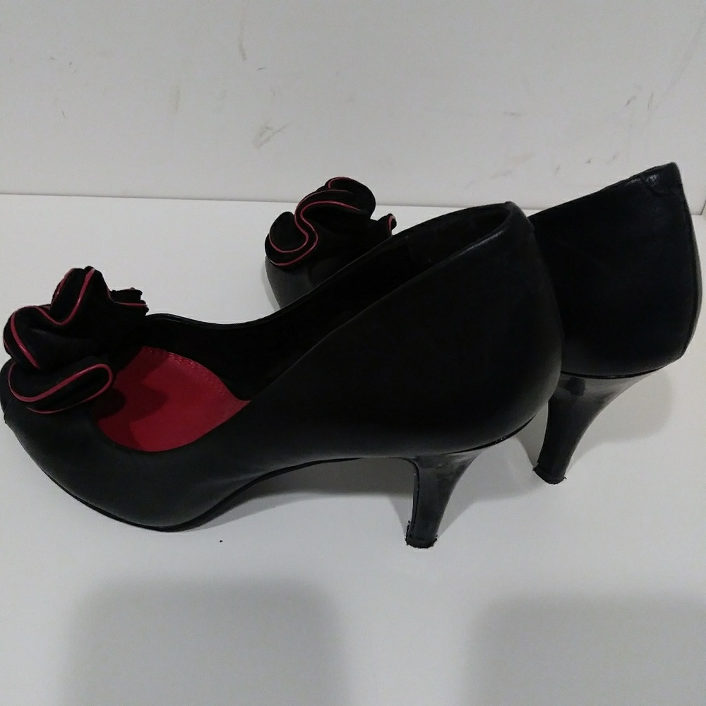 White House Black Market